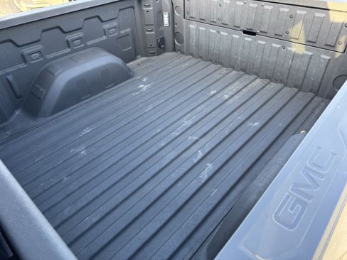 Used 2025 GMC Sierra 1500 AT4 AWD/4WD image 26