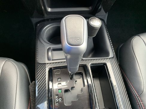 Used 2019 Toyota 4Runner TRD Off-Road Premium AWD/4WD image 26