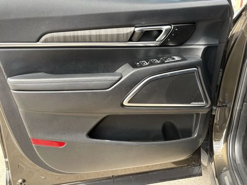 Used 2023 Kia Telluride SX Prestige image 10