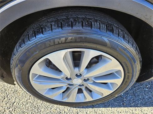 Used 2019 Buick Encore Preferred w/ Safety Package image 19