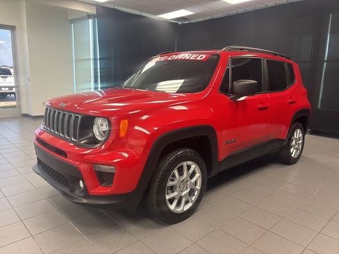 Used 2022 Jeep Renegade Latitude image 7