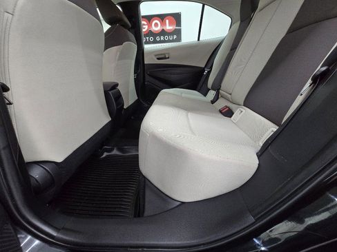 Used 2022 Toyota Corolla LE FWD image 13