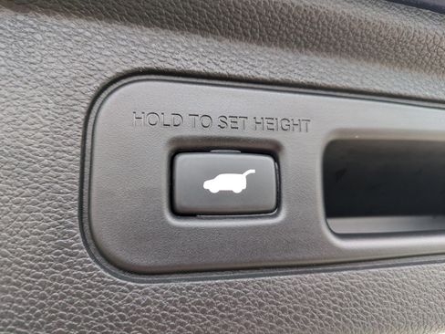 Certified 2024 Honda Odyssey Touring image 32