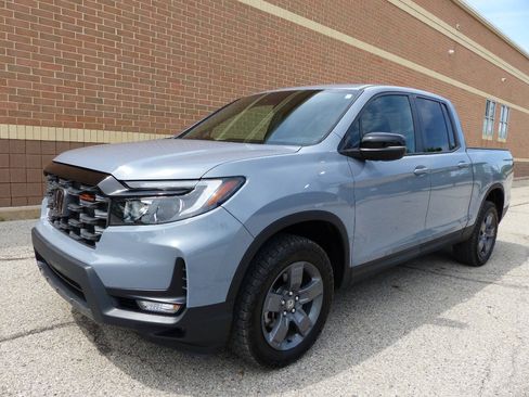 Used 2024 Honda Ridgeline TrailSport image 5