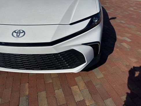 Used 2025 Toyota Camry SE w/ Convenience Package FWD image 24