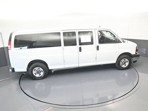 Used 2020 GMC Savana 3500 LT w/ LT Preferred Equipment Group image 46