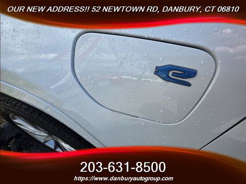 Used 2023 Jeep Grand Cherokee Summit w/ Advanced Protech Group IV AWD/4WD image 9