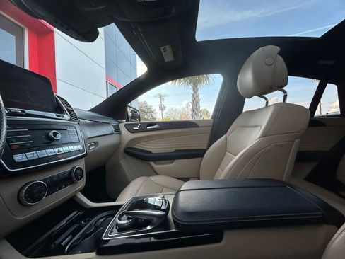 Used 2017 Mercedes-Benz GLE 43 AMG 4MATIC Coupe image 11