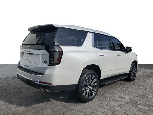 Used 2025 Chevrolet Tahoe High Country RWD image 5