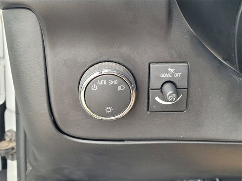 Used 2023 GMC Savana 3500 LS image 21