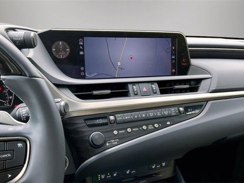 Used 2020 Lexus ES 350 w/ Premium Package image 6