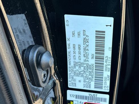 Used 2024 Toyota Tundra Limited w/ TRD Off-Road Package AWD/4WD image 36