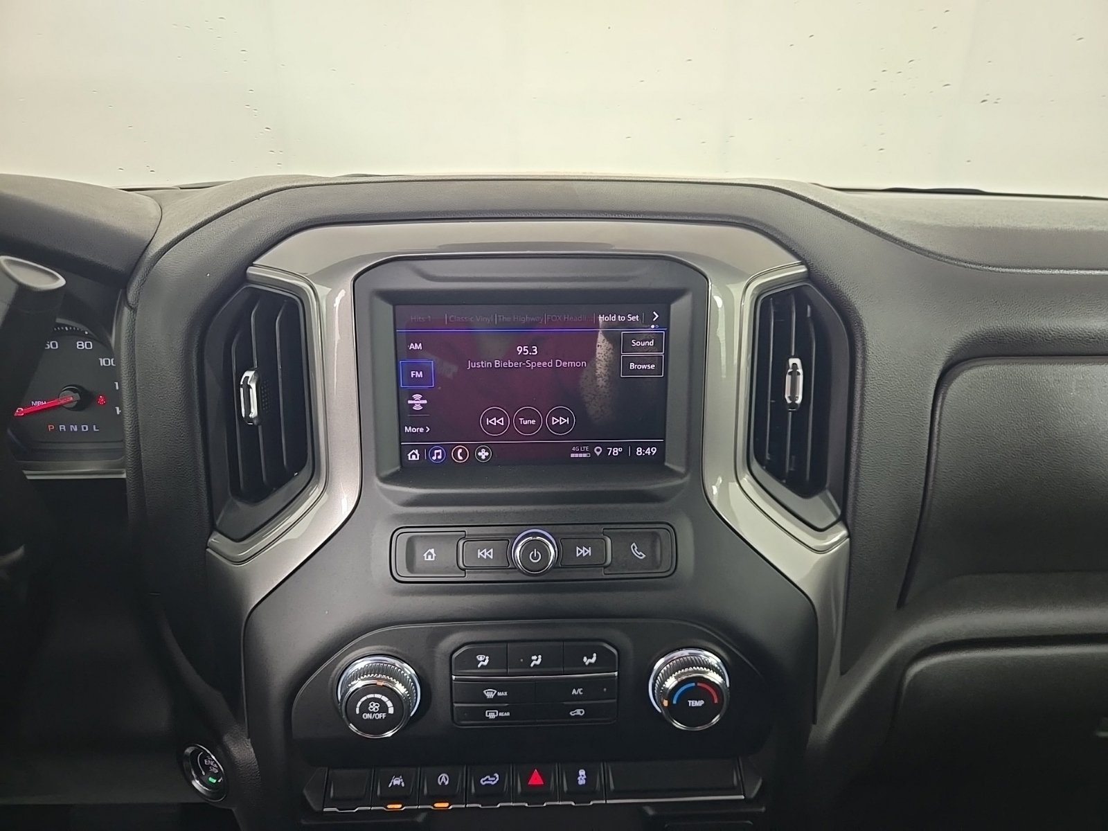 Used 2026 GMC Sierra 1500 Pro w/ Graphite Edition AWD/4WD image 10