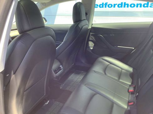 Used 2018 Tesla Model 3 Mid Range RWD image 11