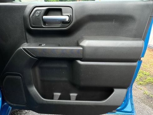 Used 2022 Chevrolet Silverado 1500 Custom RWD image 31