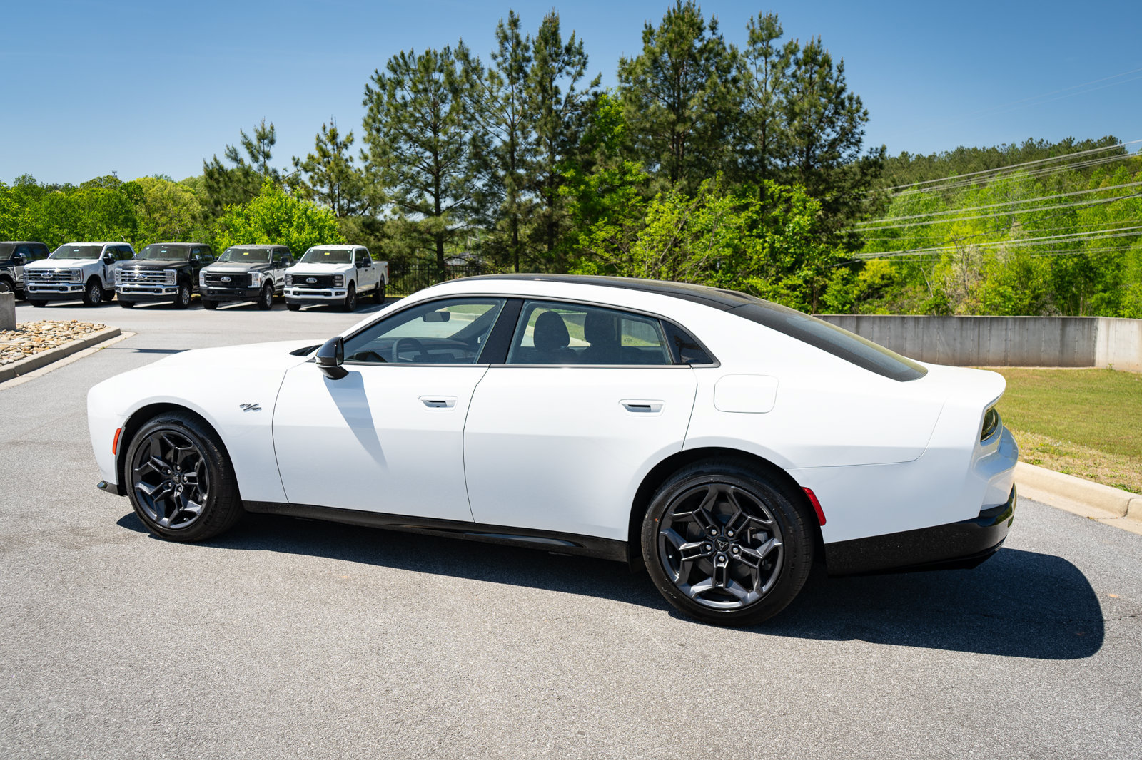New 2026 Dodge Charger R/T w/ Blacktop Package AWD/4WD image 15