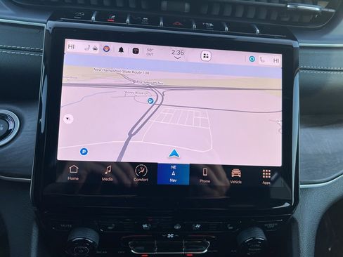 Certified 2023 Jeep Grand Cherokee L Limited w/ Luxury Tech Group II image 28