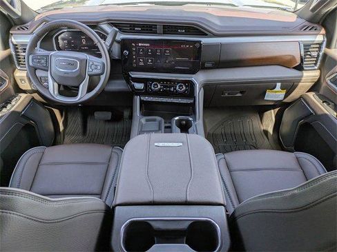 New 2026 GMC Sierra 2500 Denali w/ Denali Reserve Package image 19