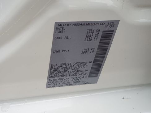 Used 2024 Nissan Altima 2.5 SV image 33