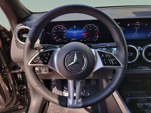 Certified 2026 Mercedes-Benz GLB 250 image 27