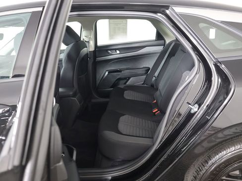 Used 2025 Kia K5 LXS image 27