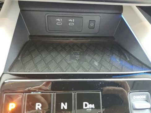 Used 2025 Nissan Murano SL image 32