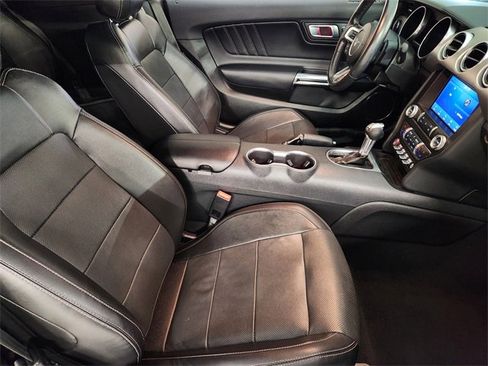 Used 2022 Ford Mustang GT Premium image 3