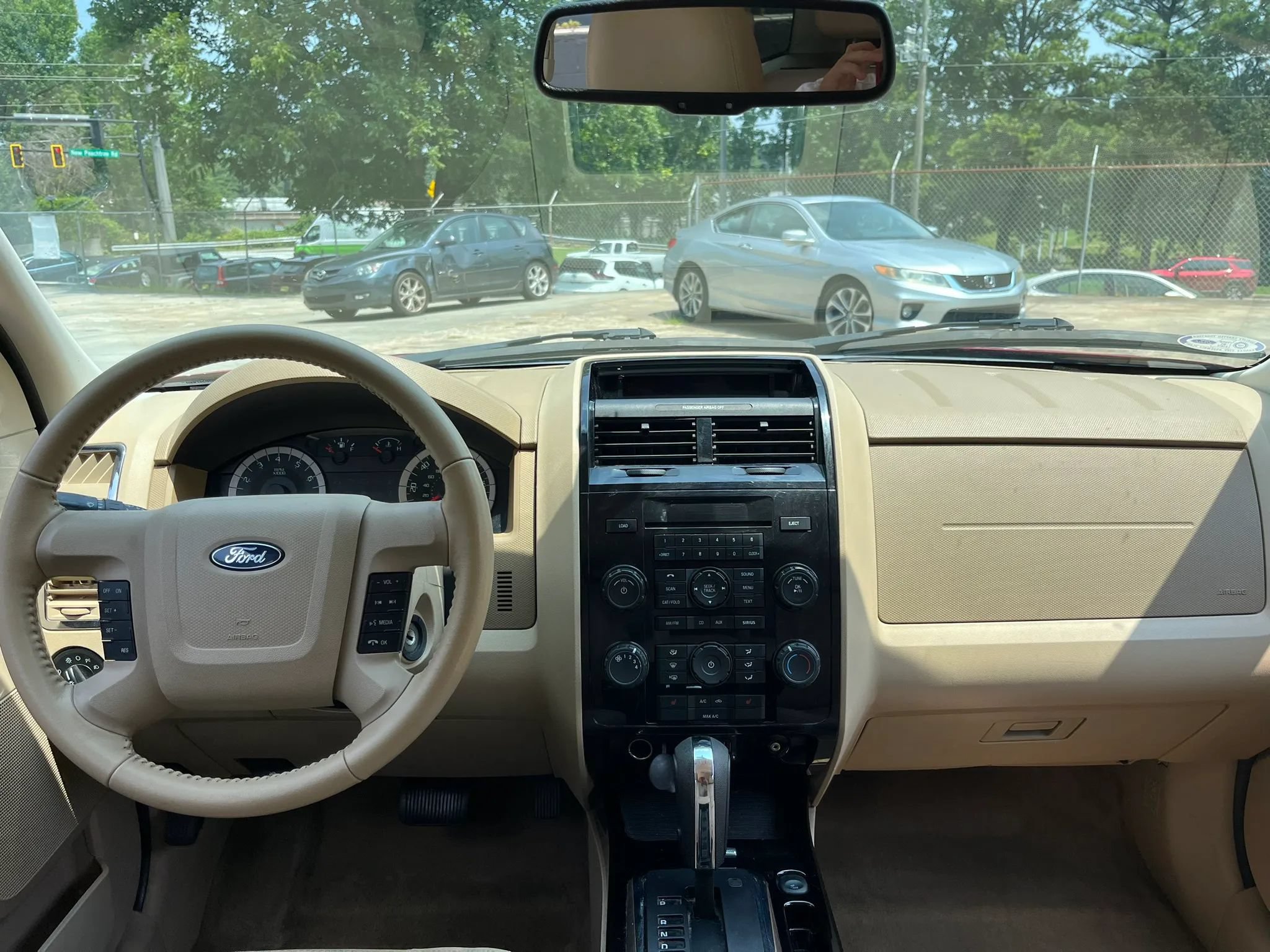 Used 2011 Ford Escape Limited FWD image 13