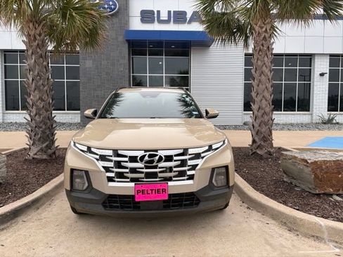 Used 2023 Hyundai Santa Cruz SEL Premium AWD/4WD image 2