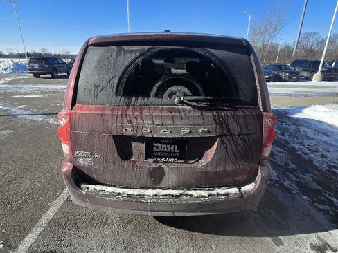 Used 2019 Dodge Grand Caravan SE image 14