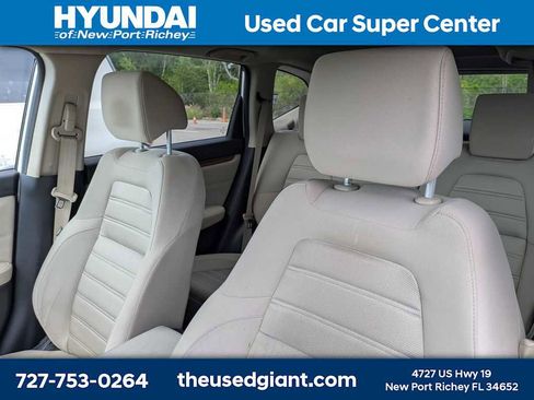 Used 2017 Honda CR-V EX image 3