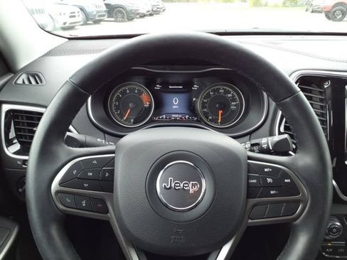 Used 2020 Jeep Cherokee Limited AWD/4WD image 14