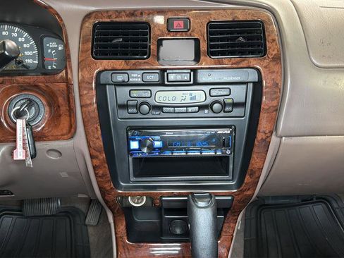 Used 1999 Toyota 4Runner Limited AWD/4WD image 15