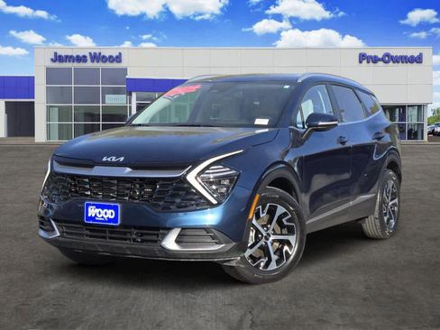 Used 2024 Kia Sportage EX image 1