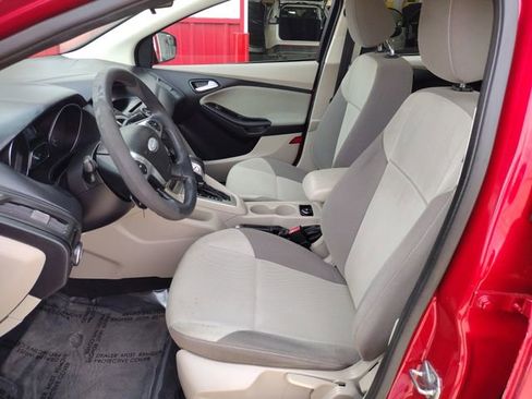 Used 2012 Ford Focus SE image 10