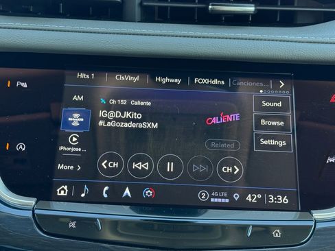 Used 2024 Cadillac XT6 Premium Luxury image 14