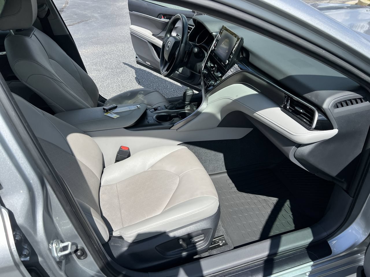 Used 2024 Toyota Camry XSE FWD image 34