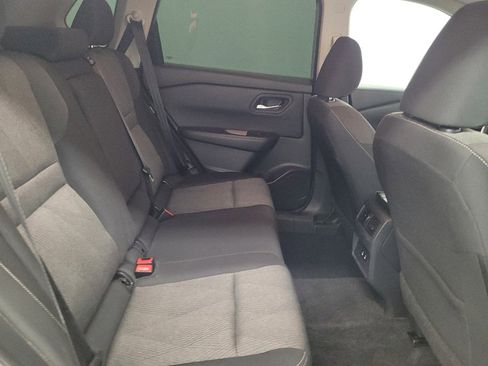 Used 2025 Nissan Rogue SV FWD image 19