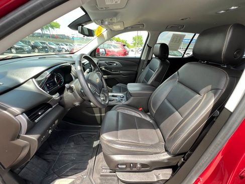 Used 2021 Chevrolet Traverse Premier AWD/4WD image 19