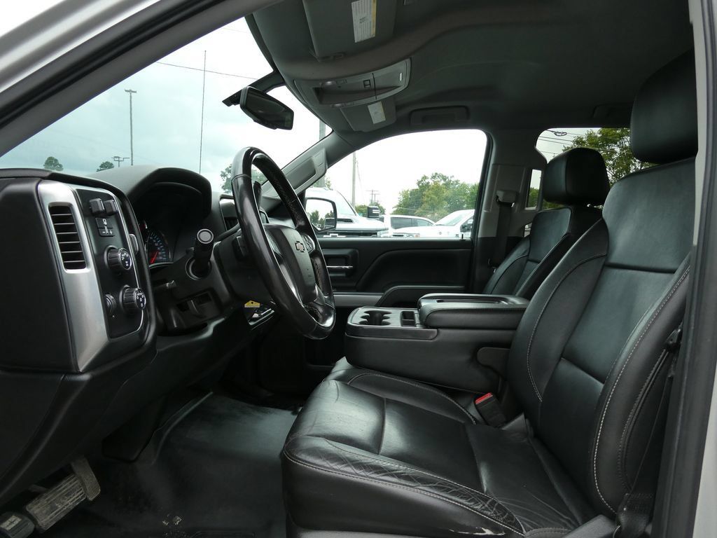 Used 2018 Chevrolet Silverado 1500 LT w/ All Star Edition AWD/4WD image 20