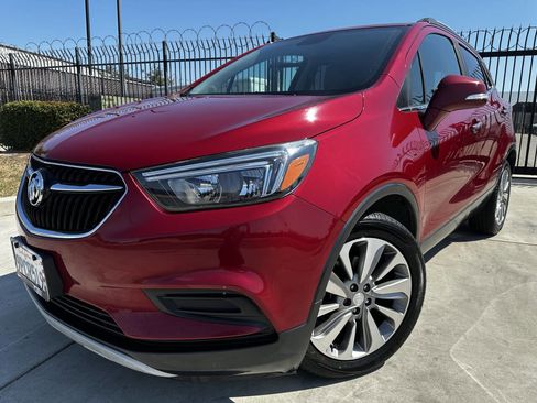 Used 2019 Buick Encore Preferred image 2