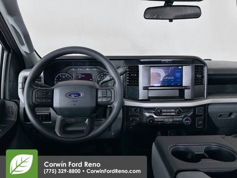 New 2026 Ford F250 XL w/ XL Chrome Package image 21