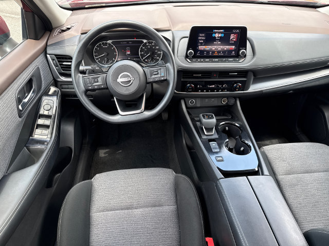 Used 2023 Nissan Rogue SV FWD image 22