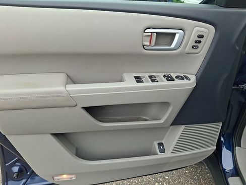 Used 2015 Honda Pilot Touring image 12