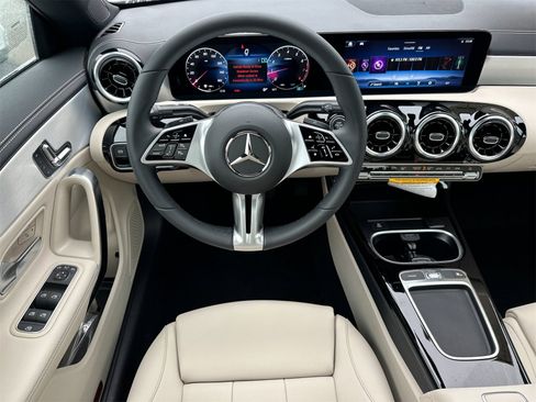 New 2025 Mercedes-Benz CLA 250 image 15