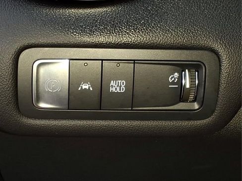 Used 2025 Chevrolet Blazer EV LT AWD/4WD image 17