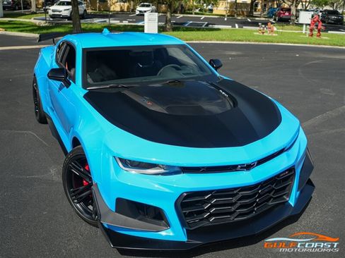 Used 2023 Chevrolet Camaro ZL1 RWD image 75