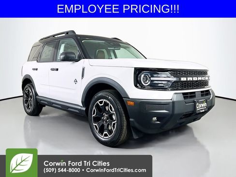New 2026 Ford Bronco Sport Outer Banks AWD/4WD image 1