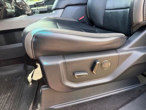 Used 2018 Ford F150 Raptor w/ Equipment Group 802A Luxury AWD/4WD image 15