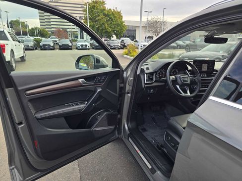 Certified 2025 Audi Q5 2.0T Premium Plus w/ Premium Plus Package image 21
